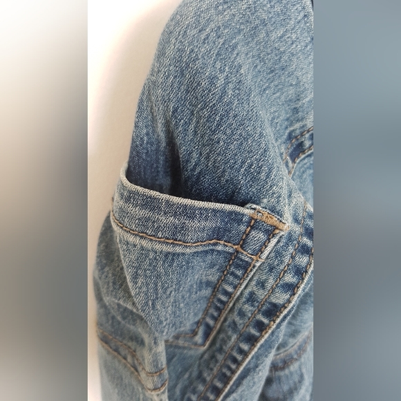 [SIDESTREET FASHIONS] Stretchy Jean Jumpsuit with Belt - Picture 11 of 16